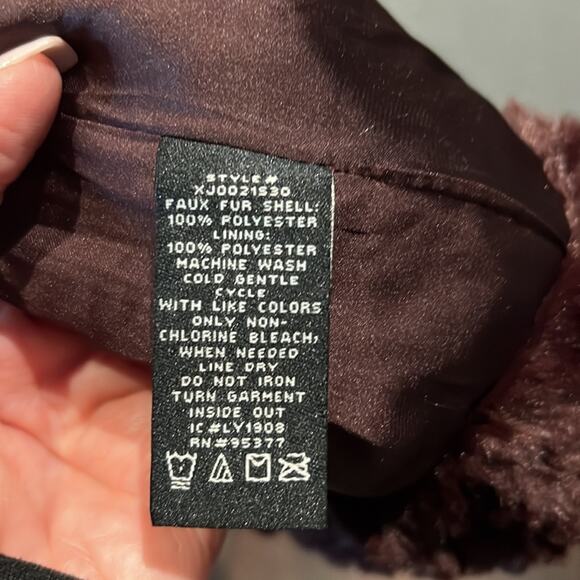 Sanctuary merlot Faux Fur Jacket With Pockets - Size L  - NWOT - Picture 11 of 11